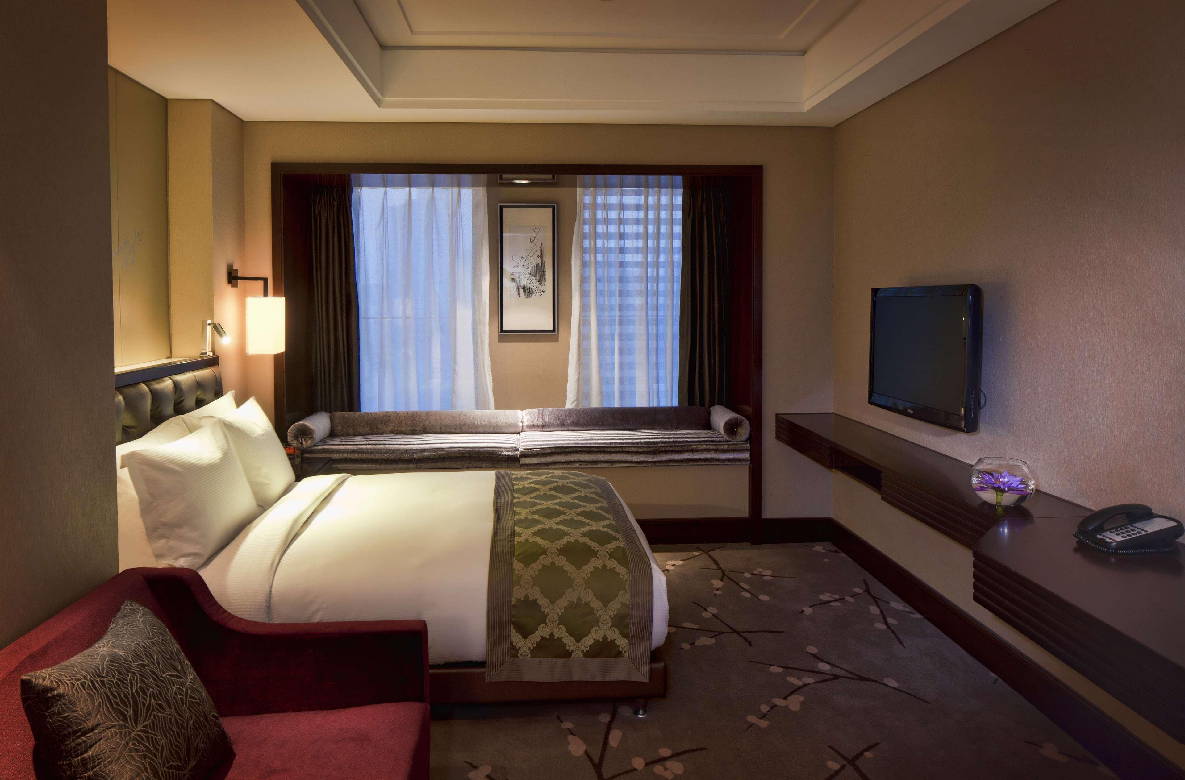 Отель Doubletree By Hilton Chongqing - Guanyinqiao Railway Station Номер фото